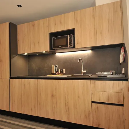 アパート Giada - *