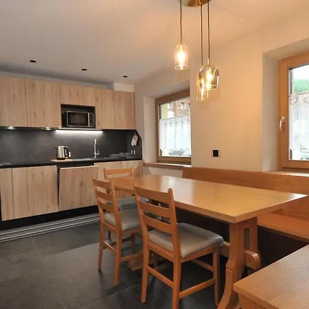 Giada - アパート リヴィーニョ