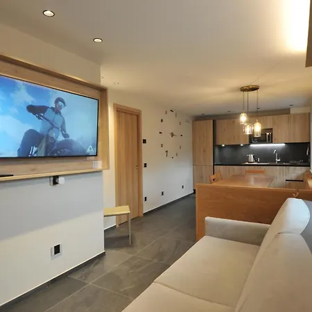 Giada - * リヴィーニョ